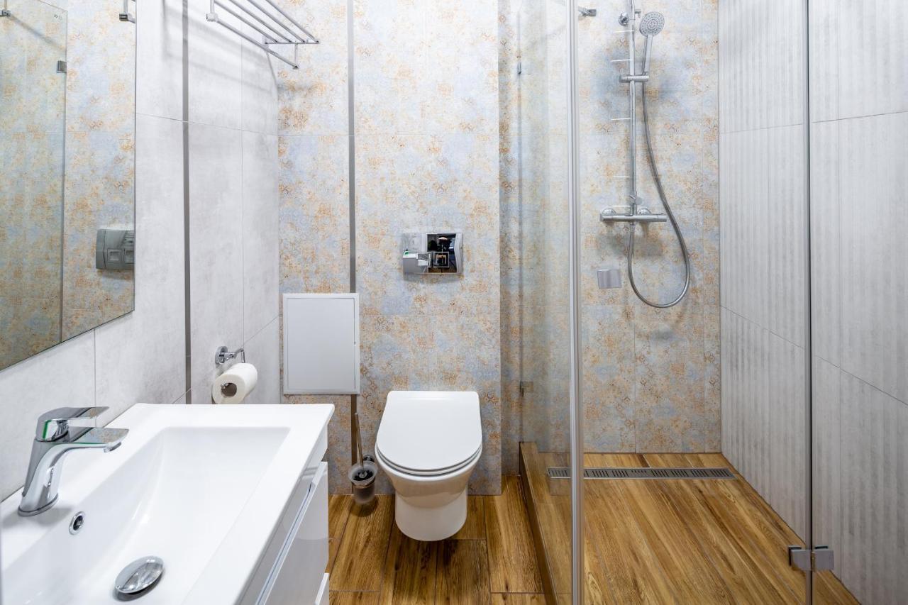 Appartamento Romari Площа Катедральна 8 Leopoli Esterno foto
