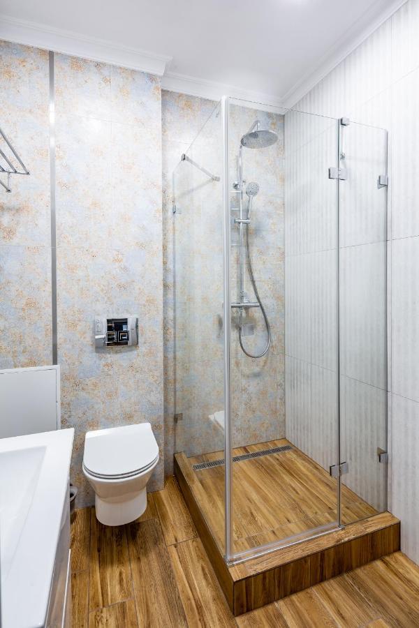 Appartamento Romari Площа Катедральна 8 Leopoli Esterno foto